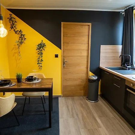 Capstay Color Valenciennes & Netflix Trith-Saint-Leger Exterior photo
