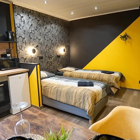 Capstay Color Valenciennes & Netflix Trith-Saint-Leger Exterior photo