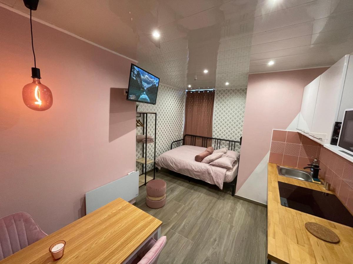 Capstay Color Valenciennes & Netflix Trith-Saint-Leger