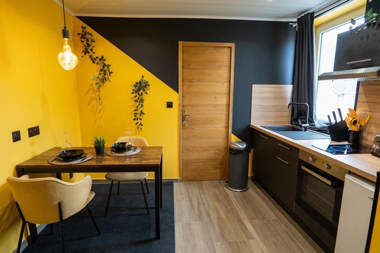 Capstay Color Valenciennes & Netflix Apartment Trith-Saint-Leger